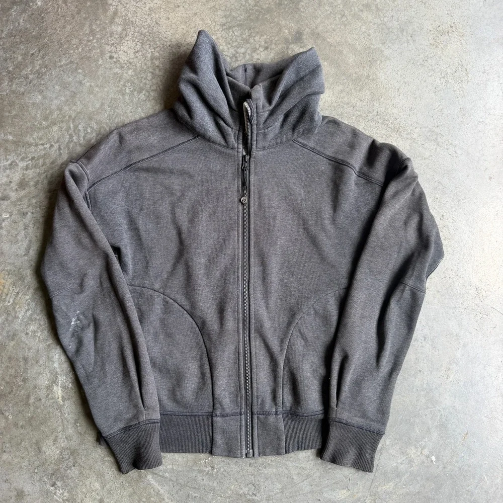 Lululemon Hug it Out Jacket Charcoal Gray Activewear Womens 18x22 Yoga Training